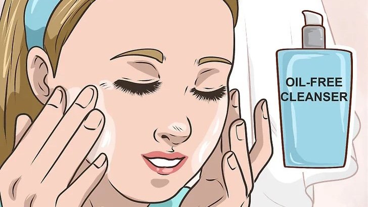 Woman Who Washes Her Face With An Oil-free Cleanser